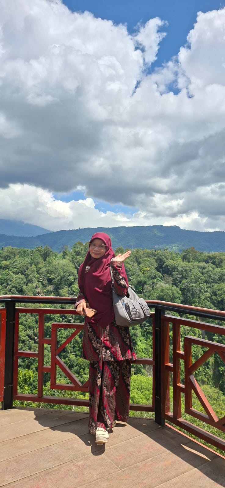Reni Elfida, S.Ag., M.Pd.